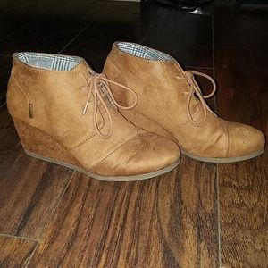 Bongo brown wedge shoes